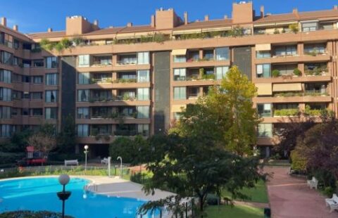 Madrid Arroyo del Fresno, Avenida del Ventisquero de la Condesa